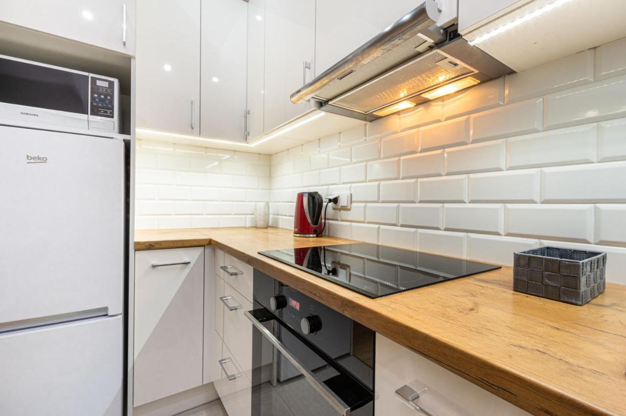 Galeria Rondo Wiatraczna Apartments Varsavia Esterno foto